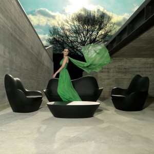 armchair-sofa-outdoor-design-mariscal