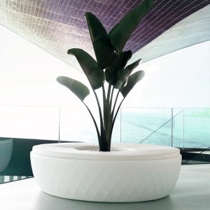 vases-isla-jmferrero-design-bench-planter